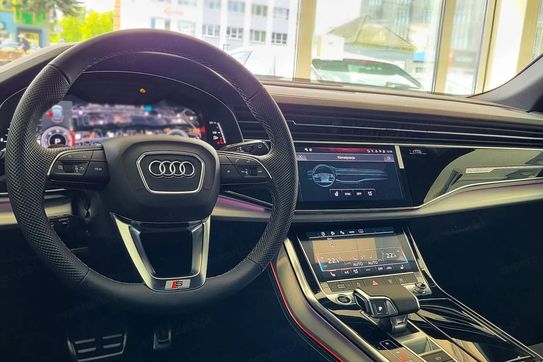 Audi Q8 45 TDI mHEV quattro Tiptronic