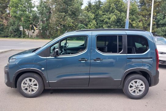 Peugeot Rifter MPV M L1H1 AT