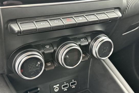 Renault Captur RS Line 1.6 E-Tech Hybrid AT