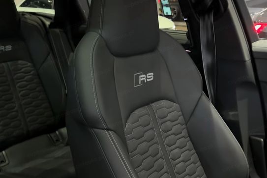 Audi A6 RS6 TFSI quattro Performance