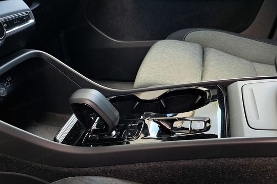 Volvo XC40 B3 Plus Dark aut