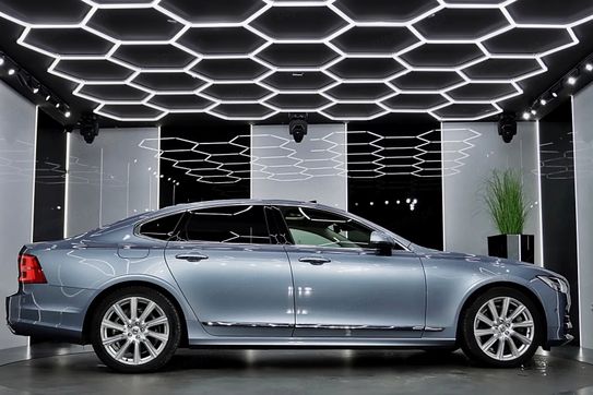 Volvo S90 T8 AWD Plug-In Hybrid Inscription aut