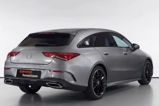 Mercedes CLA Shooting Brake 200 AMG Line
