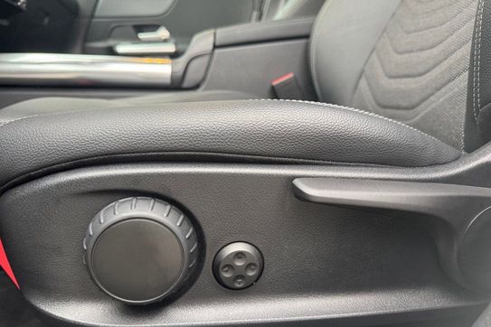 Mercedes GLA 200 Progressive