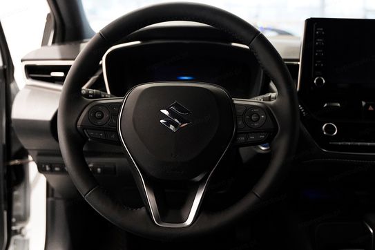 Suzuki Swace Elegance 1.8 Hybrid CVT