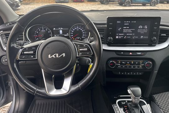 Kia Ceed L 1.5 T-GDI  DCT