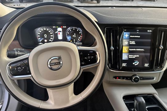 Volvo S90 B4 B Momentum Pro