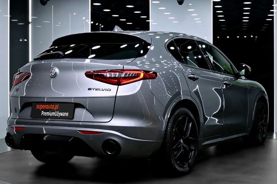 Alfa Romeo Stelvio Turbo Veloce Q4