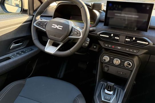 Dacia Jogger Journey 5-miejsc 1.8 Full Hybrid