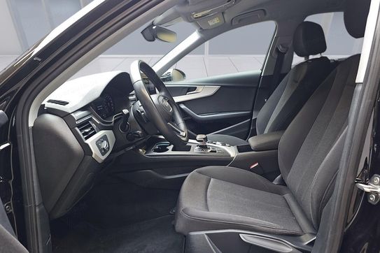 Audi A4 Avant 40 TFSI quattro