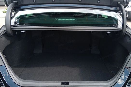 Toyota Camry 2.5 Hybrid Prestige Cvt