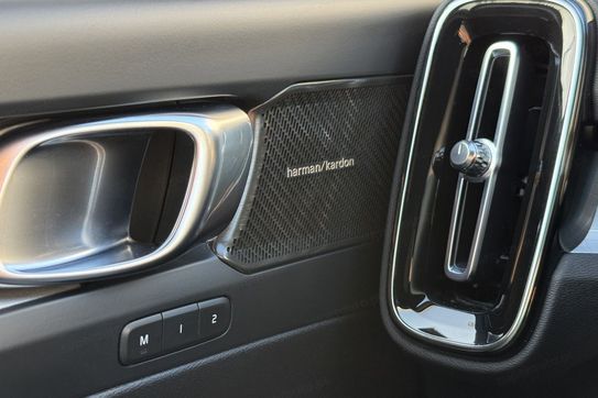 Volvo XC40 B3 Plus Dark aut