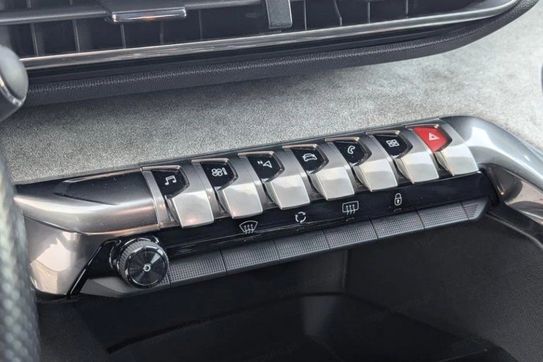 Peugeot 5008 2.0 BlueHDI GT 7os.