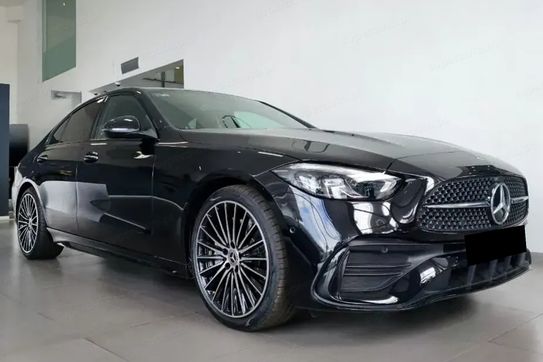 Mercedes Klasa C 220 d 4-Matic AMG