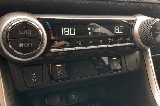 Toyota RAV4 2.5 Hybrid Selection 4x4