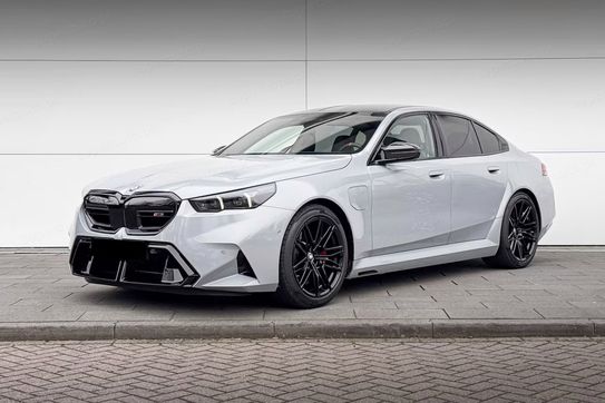 BMW Seria 5 M5