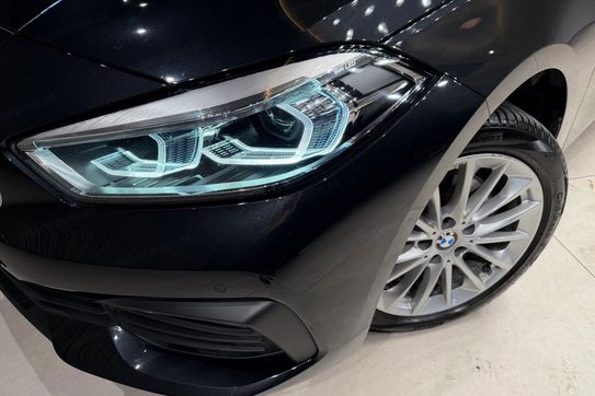 BMW Seria 1 118i Advantage