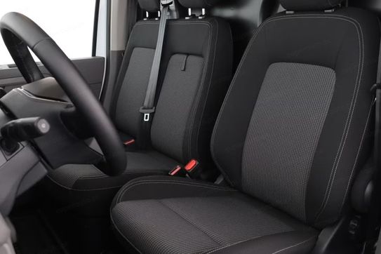 Volkswagen Transporter L2H1 AT8