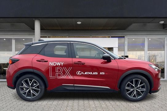 Lexus LBX 1.5 Hybrid Emotion
