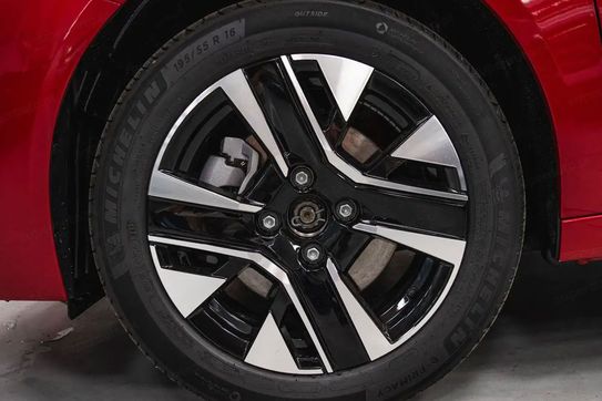 Peugeot 208 Allure 1.2 PureTech