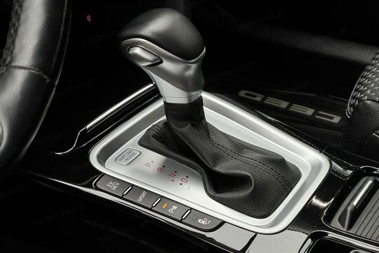 Kia Ceed GDI PHEV L Business Line DCT