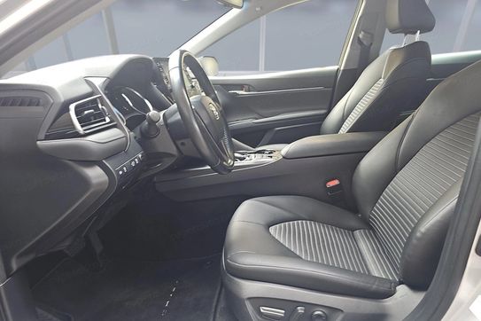 Toyota Camry 2.5 Hybrid Prestige
