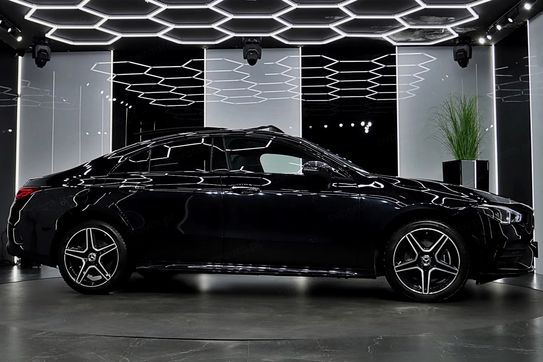 Mercedes CLA 250 e AMG Line