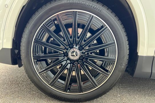 Mercedes GLA 220 4-Matic AMG Line