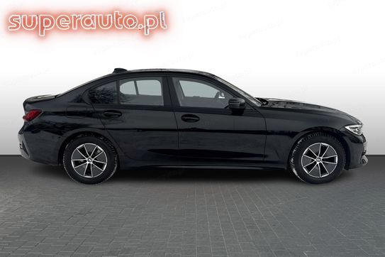 BMW Seria 3 320i