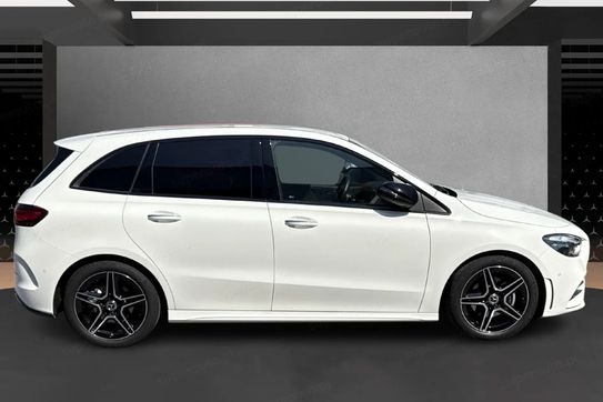 Mercedes B Klasa 200 AMG Line