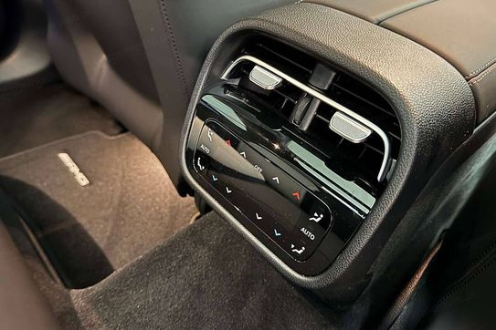 Mercedes Klasa E AMG 53 4Matic+ Hybrid