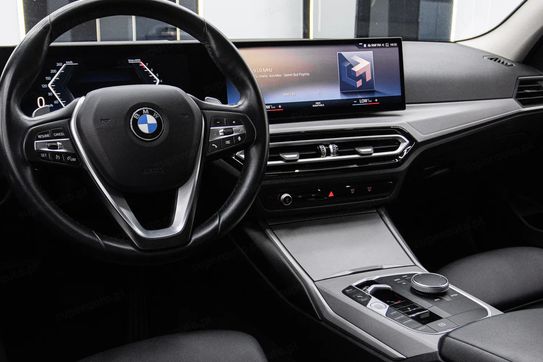 BMW Seria 3 318i aut