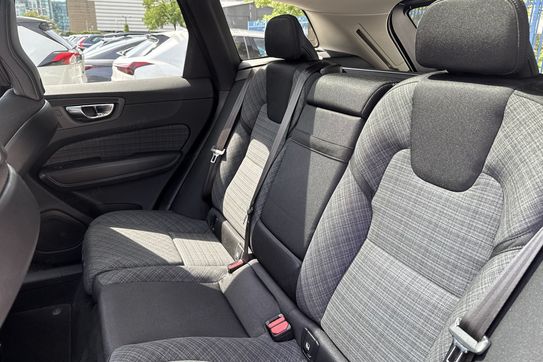 Volvo XC60 T6 Plug-In Hybrid AWD Core