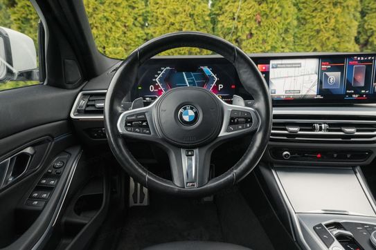 BMW Seria 3 320d xDrive mHEV M Sport sport-aut
