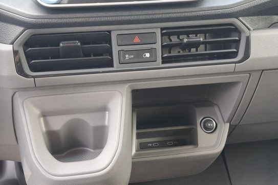 Volkswagen Crafter TDI L4H3 AT8