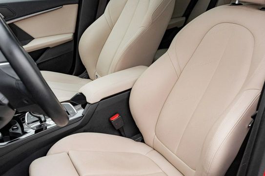 BMW Seria 2 Gran Coupe 220i xDrive Sport Line