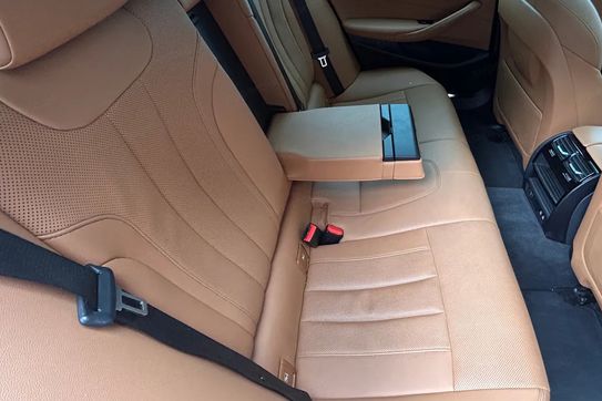 BMW Seria 5 520d xDrive mHEV M Sport sport-aut