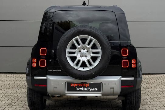 Land Rover Defender 110 D250 S