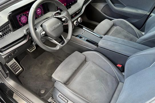 Skoda Superb 2.0 TSI 4x4 Sportline DSG