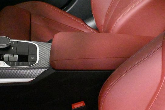 BMW Seria 3 318i M Sport