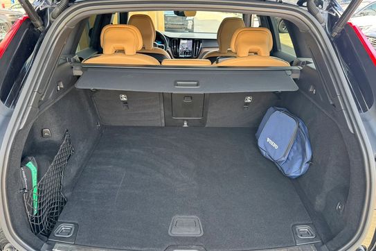 Volvo XC60 B5 B AWD Inscription