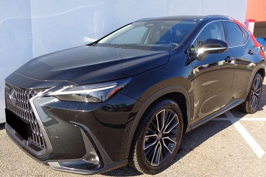 Lexus NX 450h+ Omotenashi AWD
