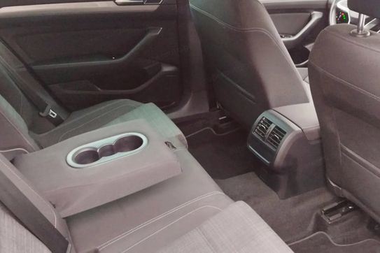 Volkswagen Passat 2.0 TDI EVO Business DSG