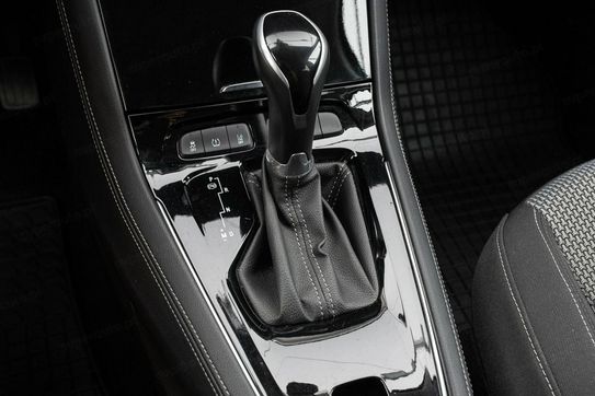 Opel Grandland X 1.2 T GPF Design Line S&S