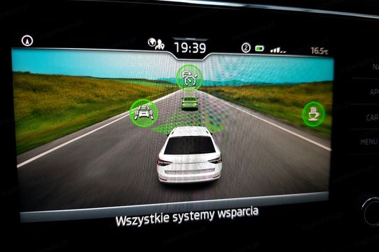 Skoda Superb Tdi Scr Ambition Dsg