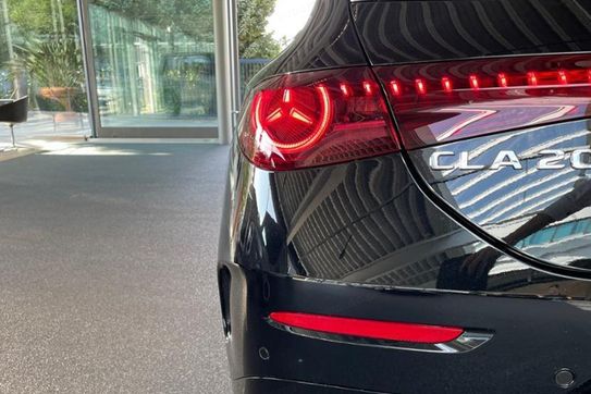 Mercedes CLA 200 Shooting Brake AMG Line
