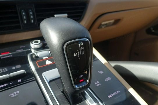 Porsche Cayenne 3.0 4x4
