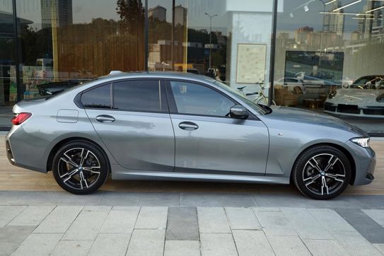 BMW Seria 3 318i M Sport