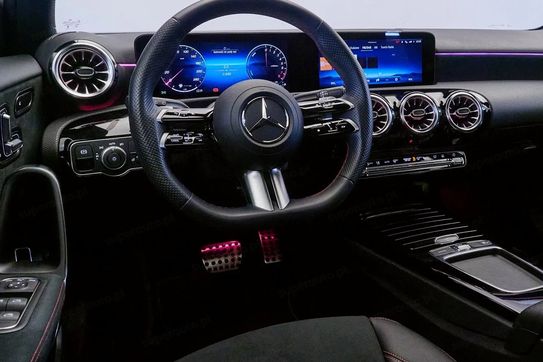 Mercedes Klasa A 250 e AMG Line