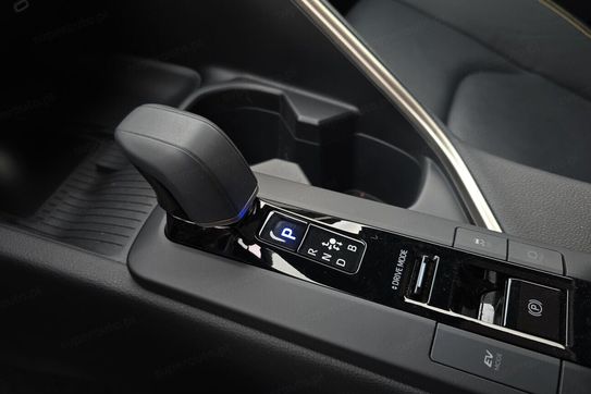 Toyota C-HR 2.0 Hybrid Dynamic Force Executive Premiere Edition